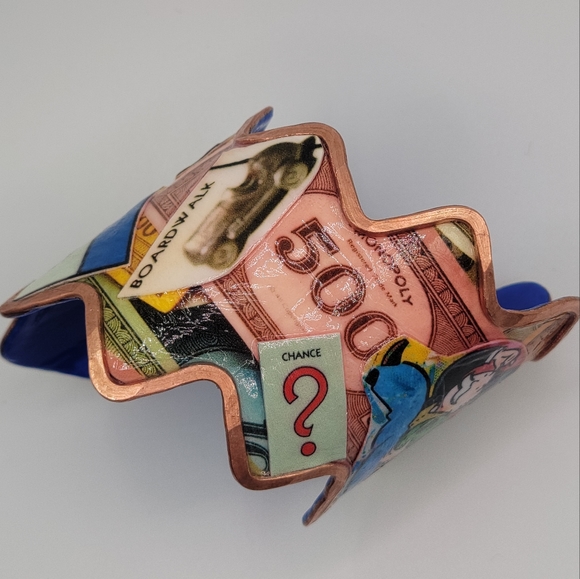 Classic Monopoly Bracelet - Picture 4 of 13